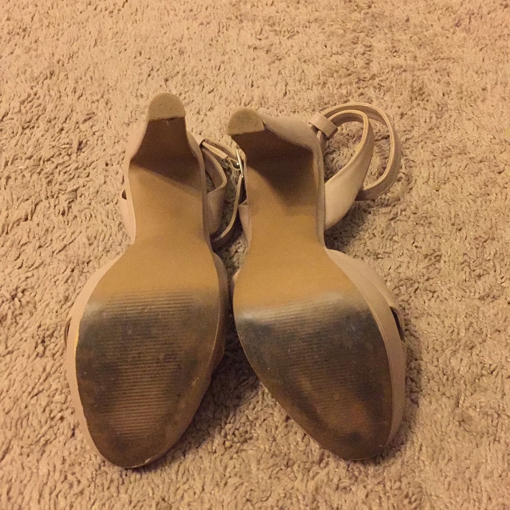 Platform heels - Picture 6 of 6